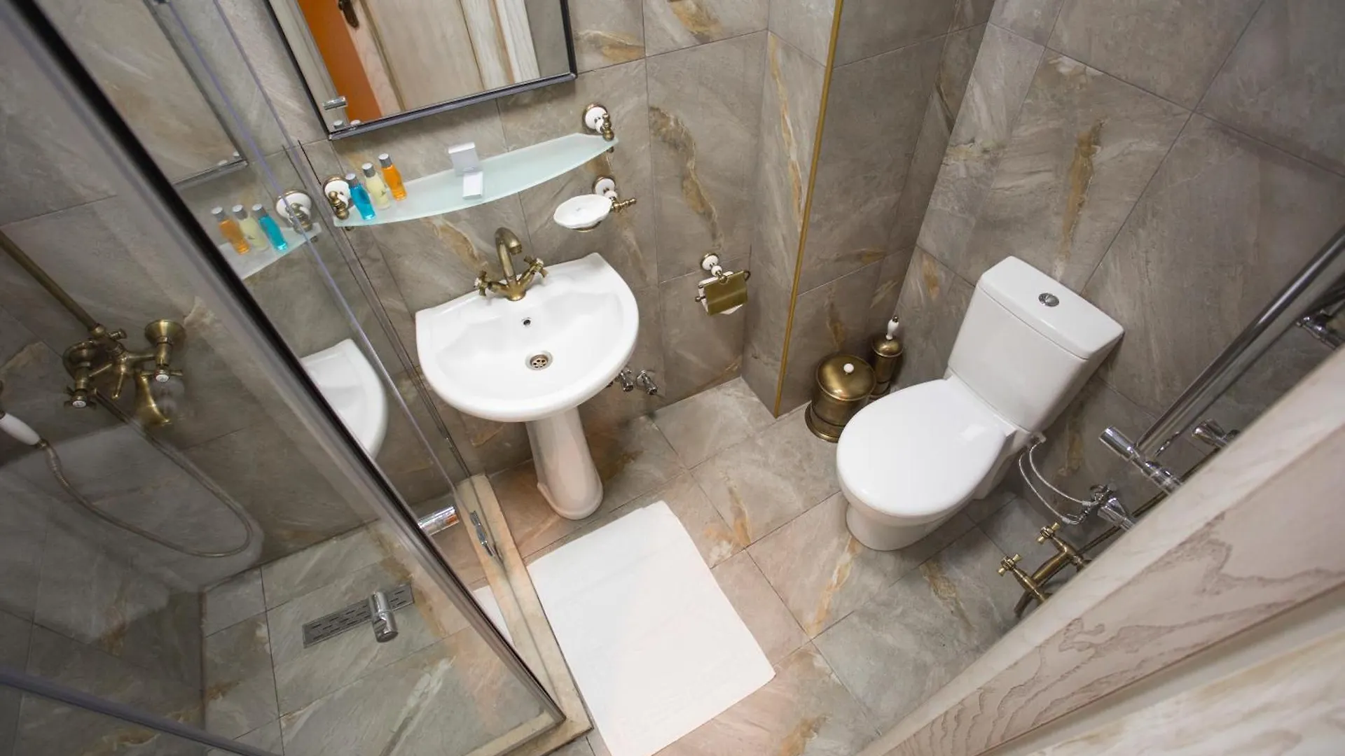 Iguana Boutique Hotel Baku 4*,  Azerbaijan